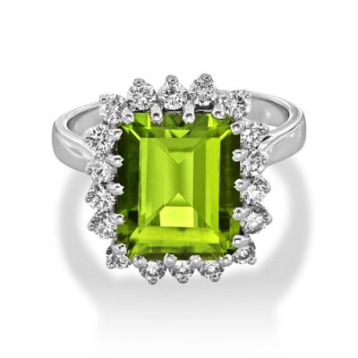 peridot ring 4.33ct. set with diamond in cluster ring smallest Image