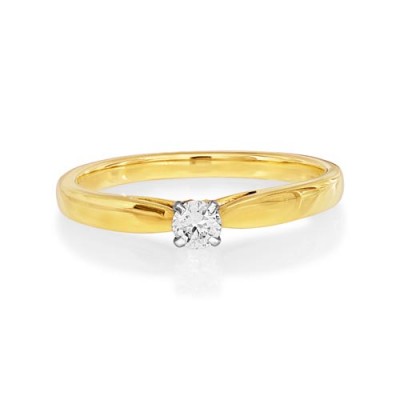 Nayum Diamond Ring in 18Ct. Yellow Gold