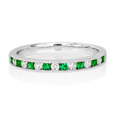 Nayum Emerald and diamond Ring in 18ct. White Gold